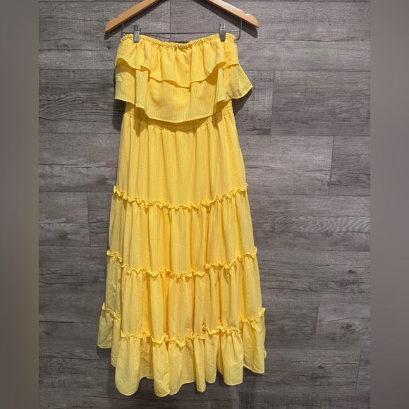 Yellow Ruffle Strapless Dress - Picture 3 of 5